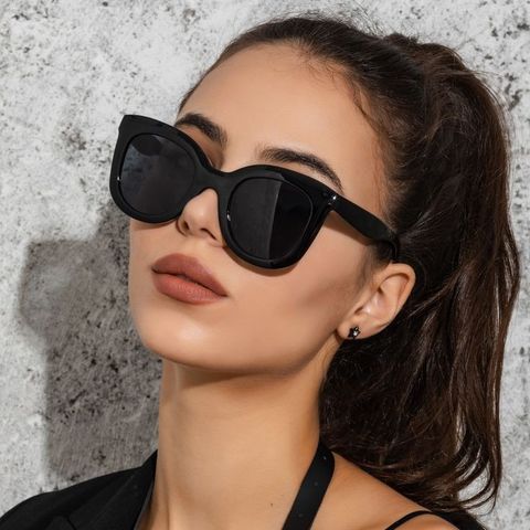 عینک آفتابی زنانه